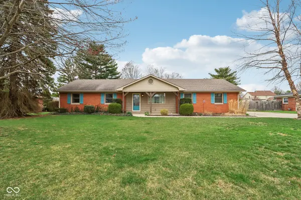 1526 Chapman DR, Greenfield, IN 46140