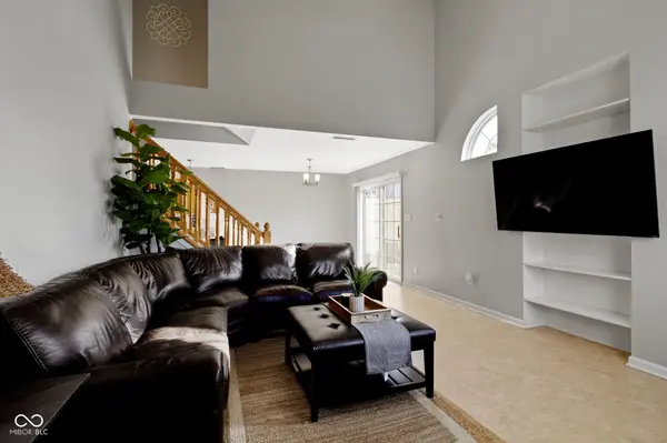 9442 Avon Strand #D, Avon, IN 46123