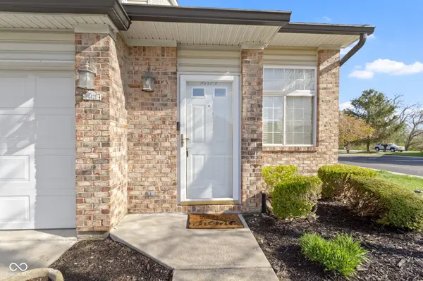 9442 Avon Strand #D, Avon, IN 46123