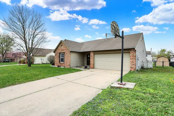 8312 Eagles Nest DR, Avon, IN 46123