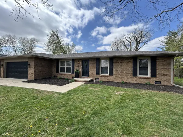 4912 Cayman CT, Columbus, IN 47203
