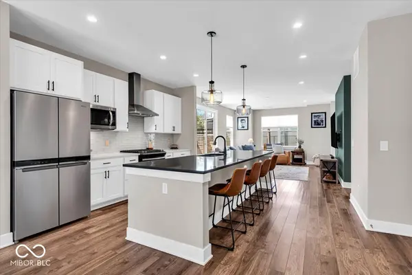 1712 Rosette WAY, Indianapolis, IN 46202