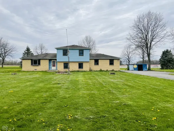 1387 W Furry RD, Fountaintown, IN 46130