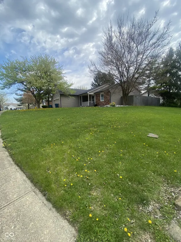 6011 McClellan CT, Indianapolis, IN 46254