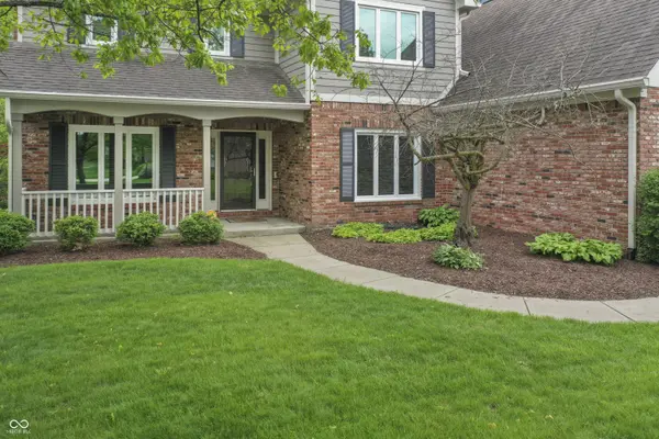 9950 Sugarleaf PL, Fishers, IN 46038