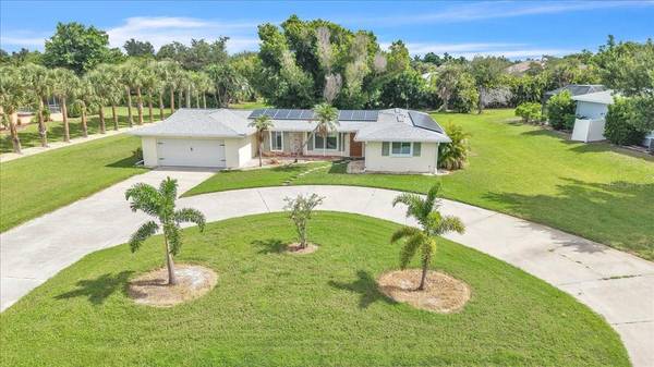 310 GREEN DOLPHIN DR, Placida, FL 33946