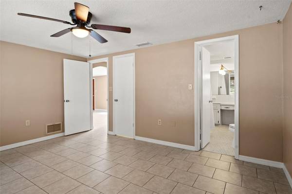 9926 LAKESIDE LN, Port Richey, FL, 34668 photo 13