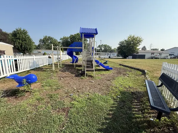 1712 S Dixie HWY #213, Crete, IL 60417