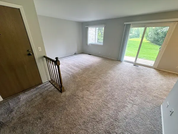 211 Blossom CT #211, Buffalo Grove, IL 60089