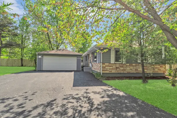117 Arthur AVE, South Elgin, IL 60177