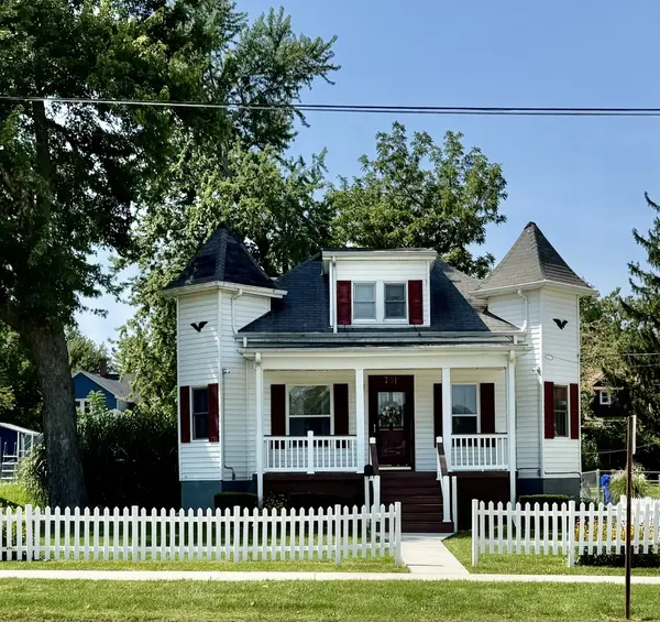 701 S Tremont ST, Kewanee, IL 61443