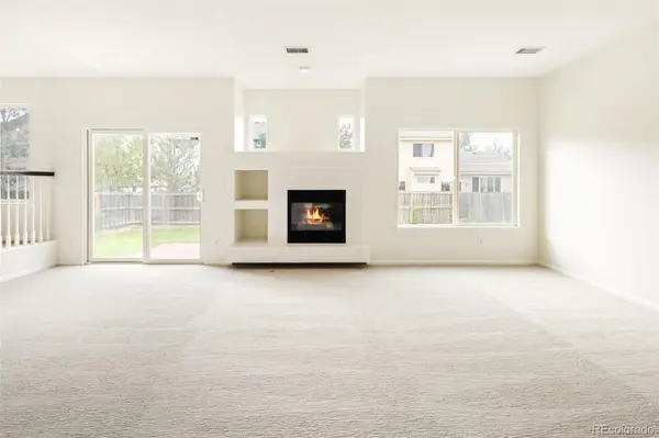 19926 E 40th PL, Denver, CO 80249