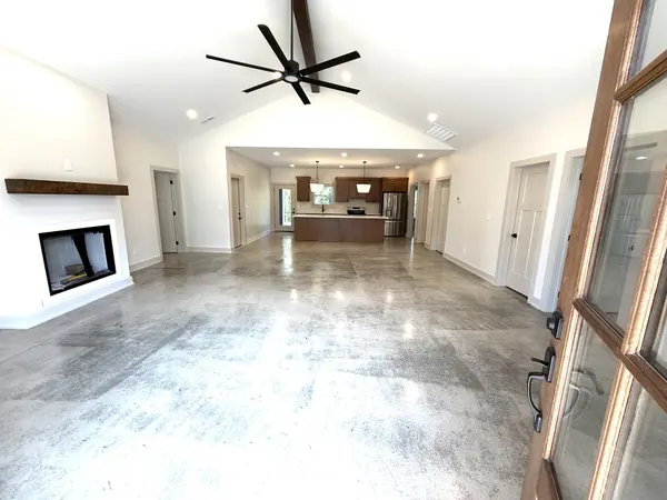 5572 ANTIOCH RD, Hopkinsville, KY 42240