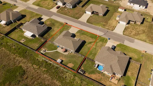4716 S 125th Road, Bolivar, MO 65613