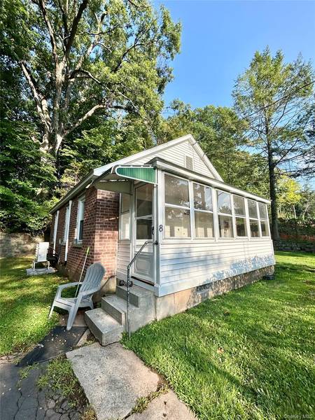 747 Route 9W #Cottage 8, Valley Cottage, NY 10989