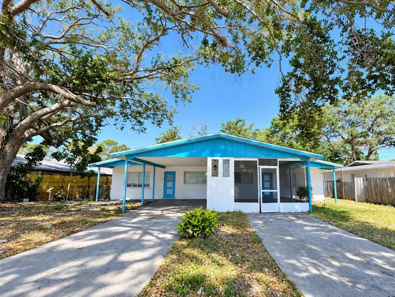 5014 & 5016 22ND ST W, Bradenton, FL 34207