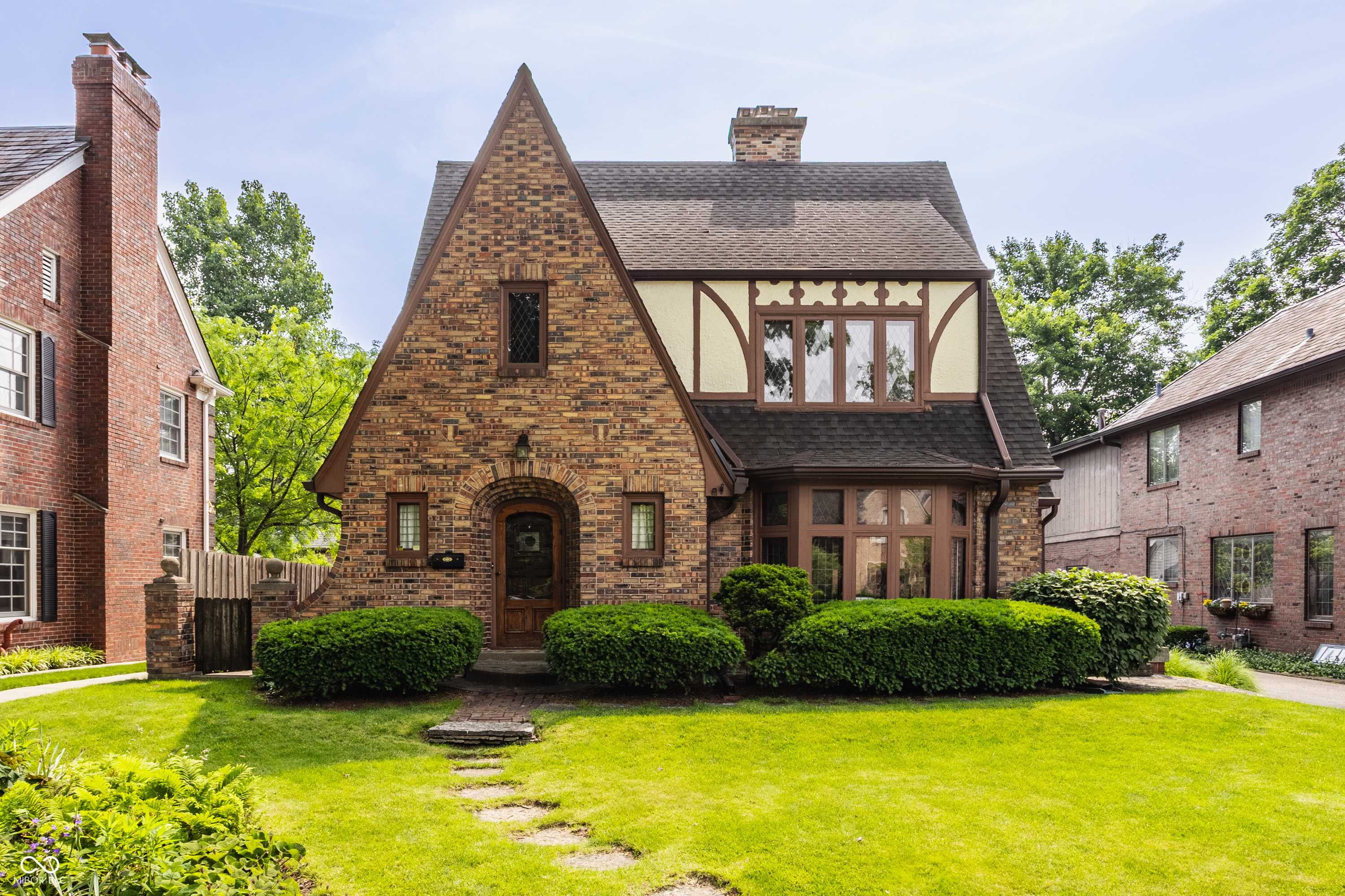 5615 N Pennsylvania ST, Indianapolis, IN 46220