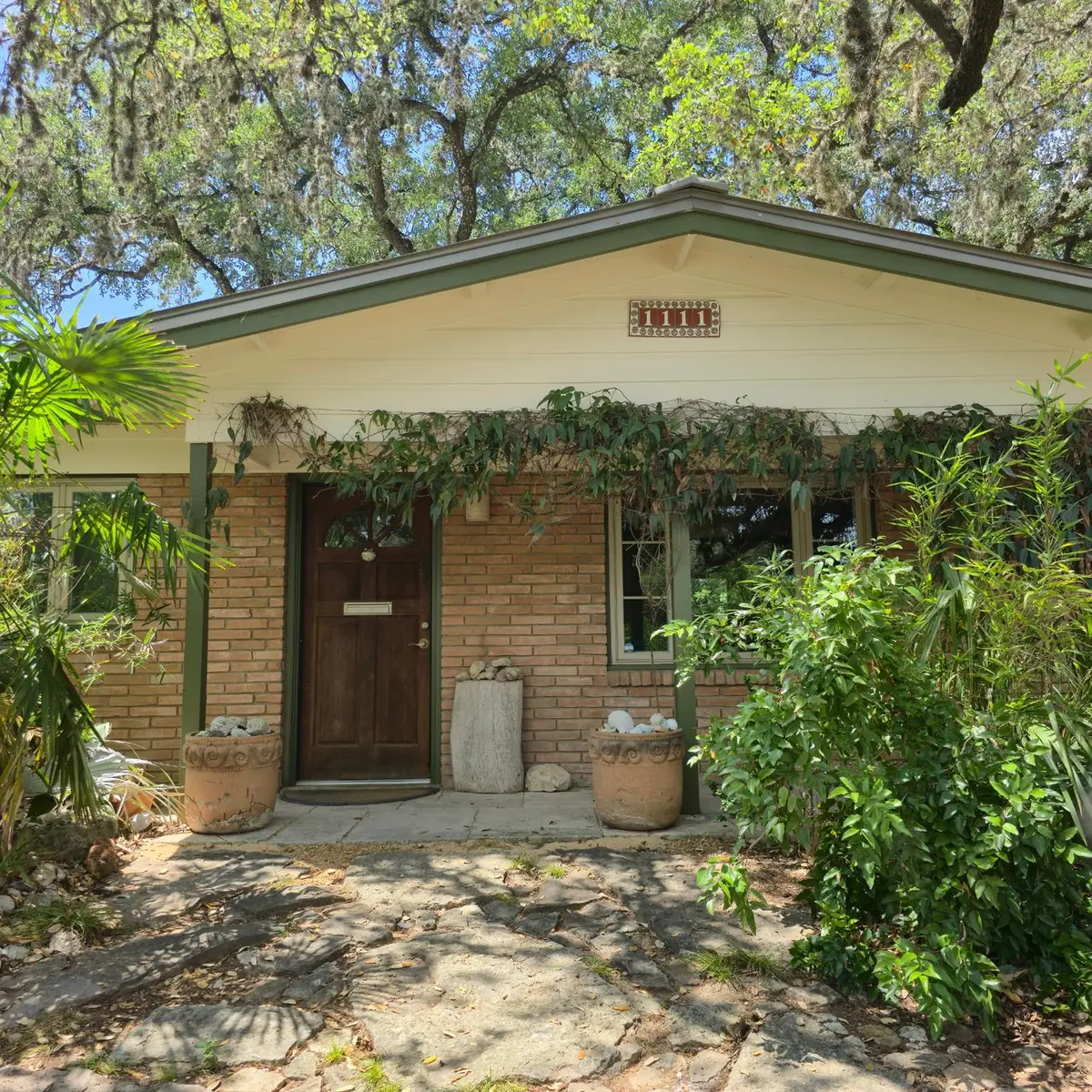 1111 W Oltorf ST, Austin, TX 78704