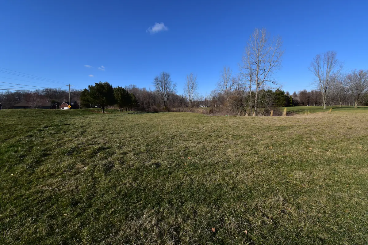 3200 Lake Terrace DR, Martinsville, IN 46151