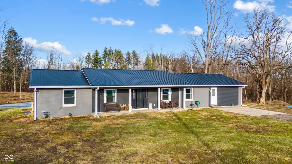 3410 E Springersville RD, Connersville, IN 47331