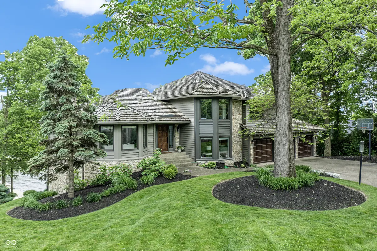 11941 Sand Dollar CIR, Indianapolis, IN 46256