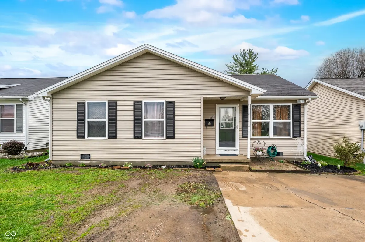 110 E 9th ST, Seymour, IN 47274