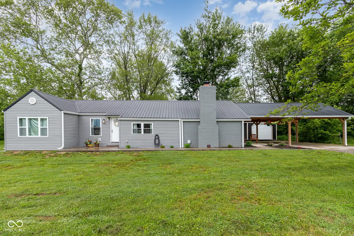9432 State Road 48, Aurora, IN 47001