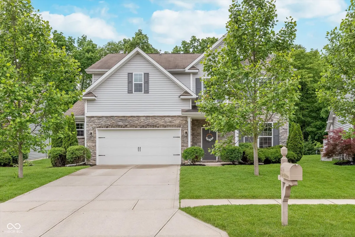 8556 N Deer Hill DR, Mccordsville, IN 46055