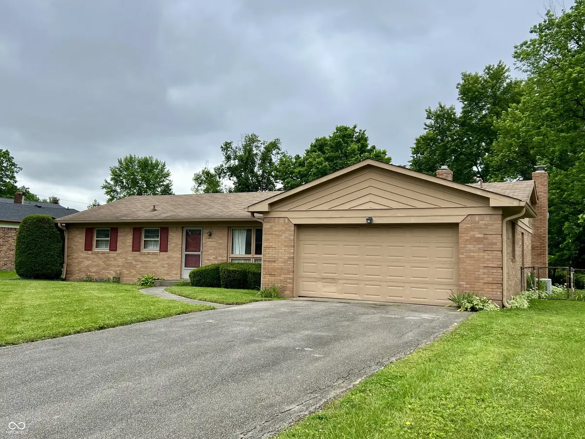 902 N Bauman ST, Indianapolis, IN 46214
