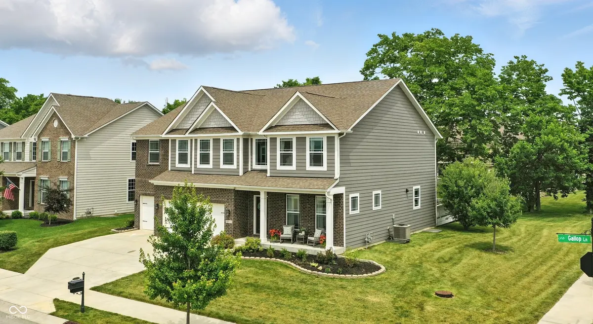 10113 Gallop LN, Fishers, IN 46040