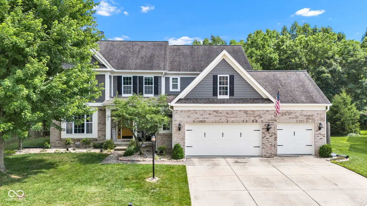 5961 Pine Bluff DR, Avon, IN 46123