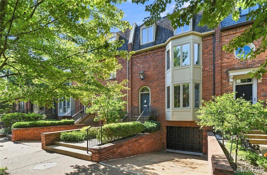 4510 Pershing PL, St Louis, MO 63108