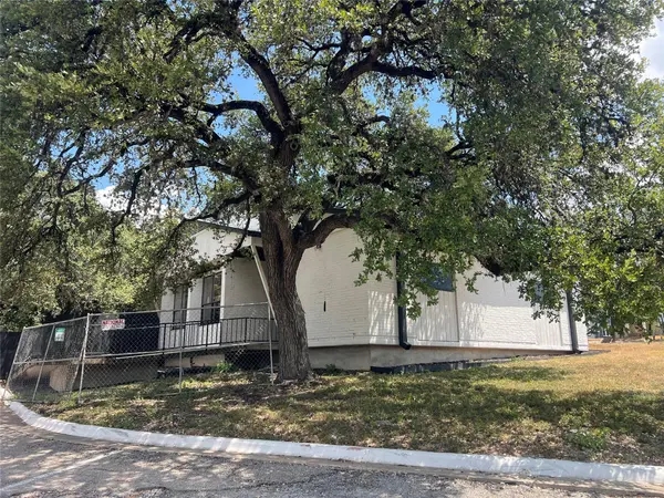 402 West Live Oak ST, Austin, TX 78704