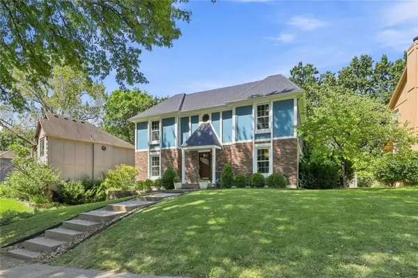 6112 N Strathbury AVE, Kansas City, MO 64151