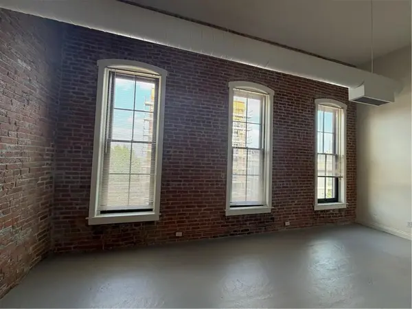 412 Delaware #306 ST, Kansas City, MO 64105