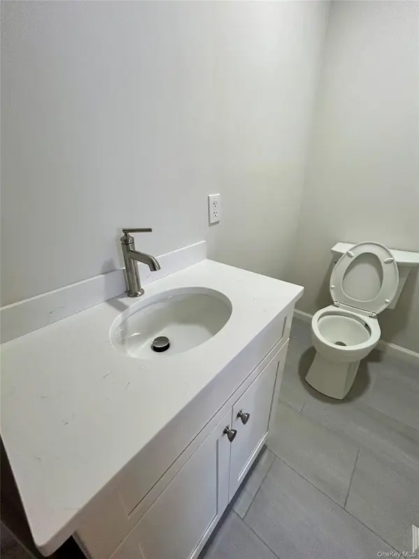 747 Route 9W #Unit Main B Downstairs, Valley Cottage, NY 10989