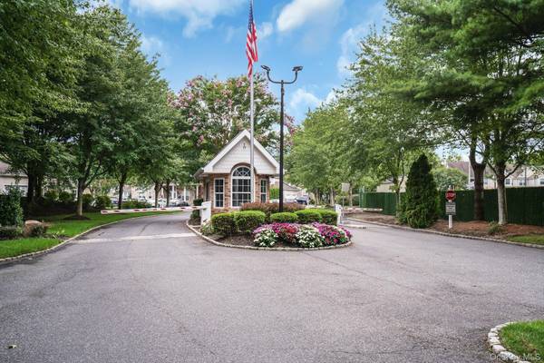 107 Deer Valley DR, Nesconset, NY 11767