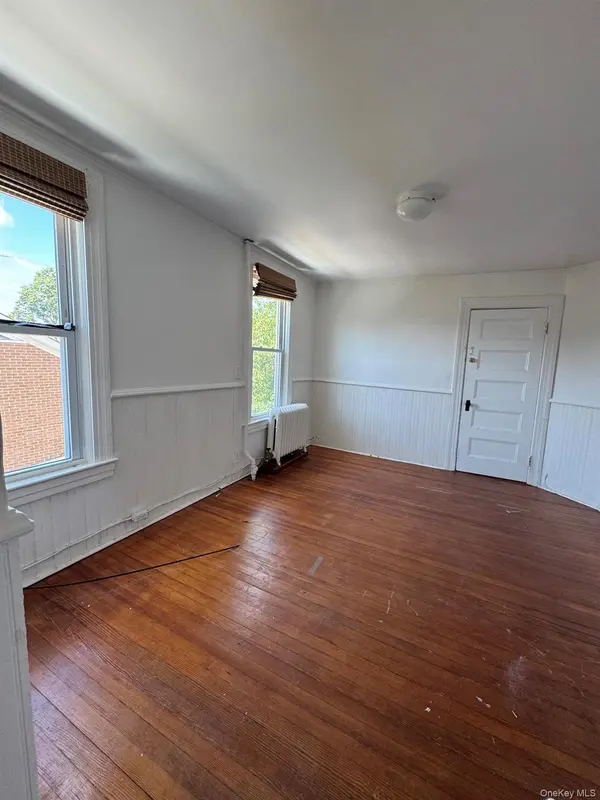 253 Sea Cliff AVE #1, Sea Cliff, NY 11579