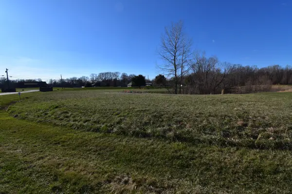 3200 Lake Terrace DR, Martinsville, IN 46151