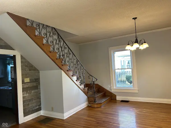 353 S Washington ST, Clinton, IN 47842