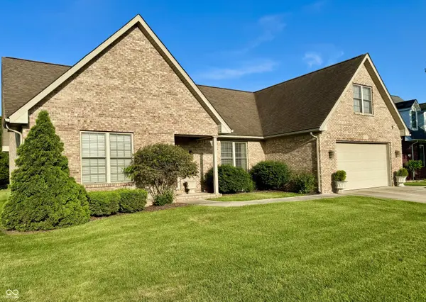 6998 Meredith DR, Seymour, IN 47274