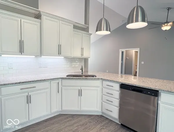 103 N Brenrich RD, Pendleton, IN 46064