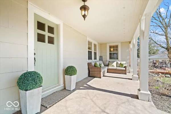 5055 Willow RD, Zionsville, IN 46077