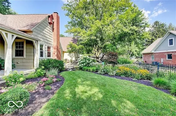 5055 Willow RD, Zionsville, IN 46077