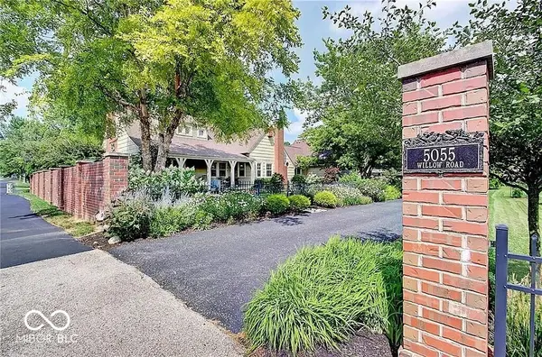 5055 Willow RD, Zionsville, IN 46077