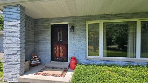 6040 W Thompson RD, Indianapolis, IN 46221
