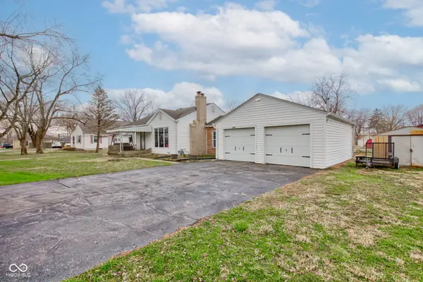 5902 Sunset DR, Indianapolis, IN 46239