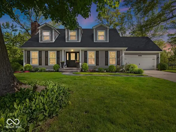 6820 W Forest Brook DR, Fountaintown, IN 46130