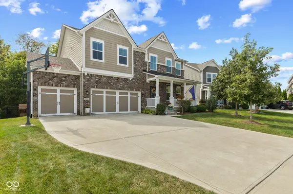 4285 Nottinghill DR, Avon, IN 46123
