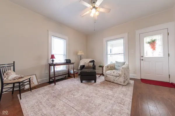282 N Mapleton ST, Columbus, IN 47201